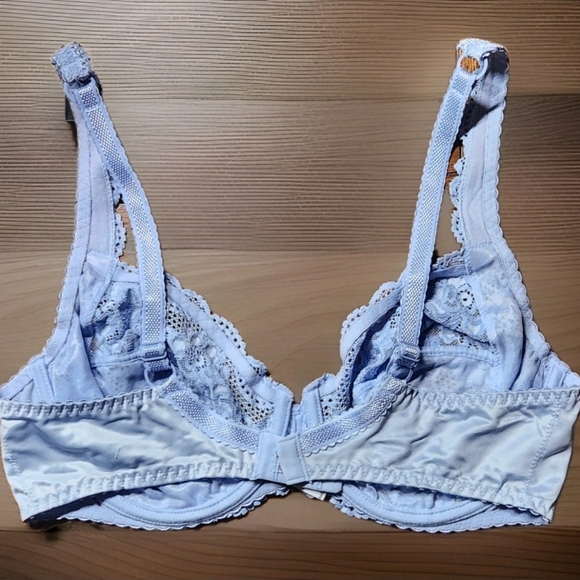 Vintage Chantelle Made in France Unlined Lace Bra 38C Light Blue - Picture 5 of 8